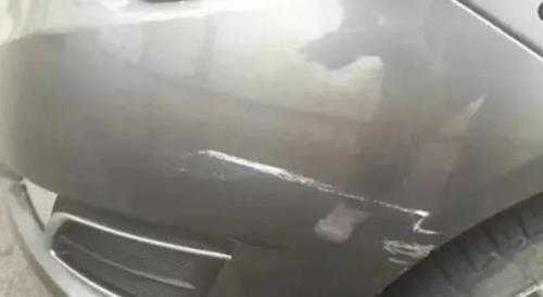 小剐蹭走保险划算么(开车时小剐蹭该不该理赔)